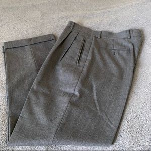 Beautiful Men’s pleated 100% pureWool Dress Pants
